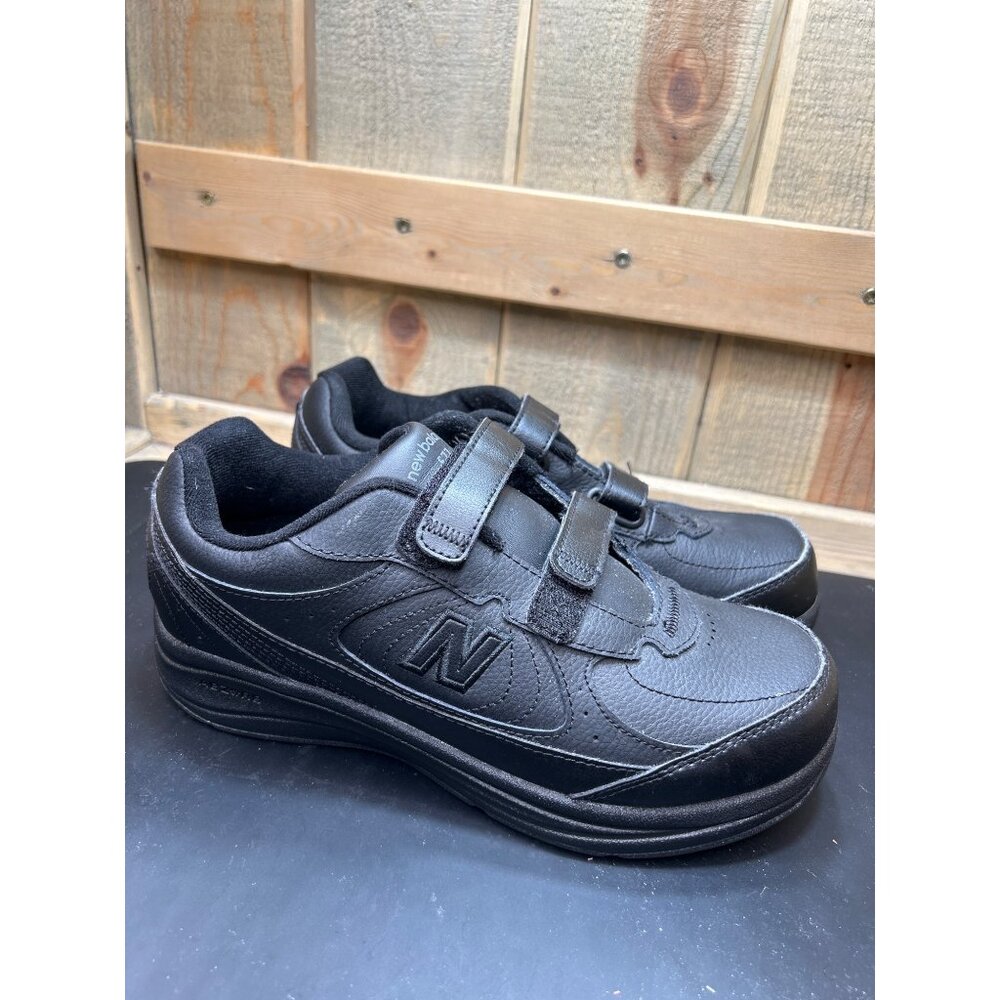 New Balance 577 Hook & Loop
Walking Shoes Mens 5 Womens
6.5 2E Wide Black